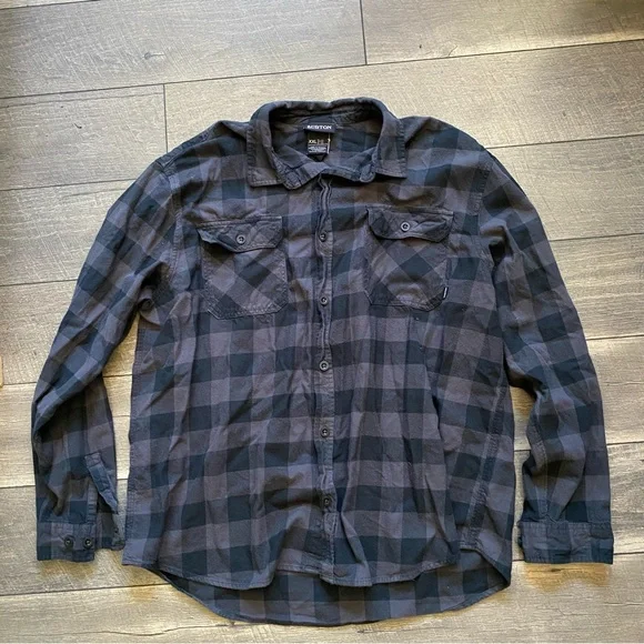 Burton || Black Plaid Flannel Shirt - Picture 1 of 7